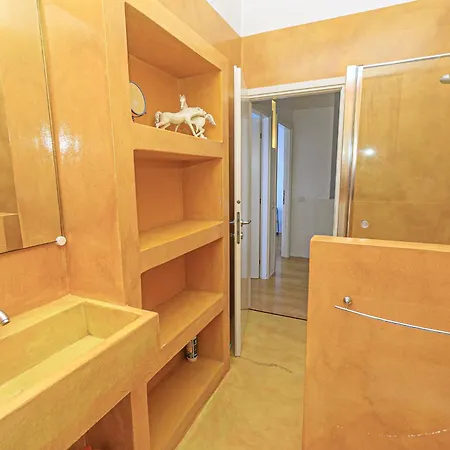 Iflat In Vista Varazze