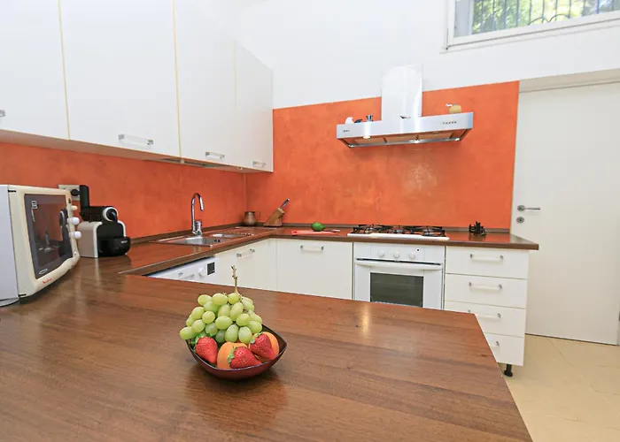 Iflat In Vista Varazze